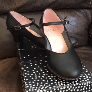CAPEZIO Character Shoes